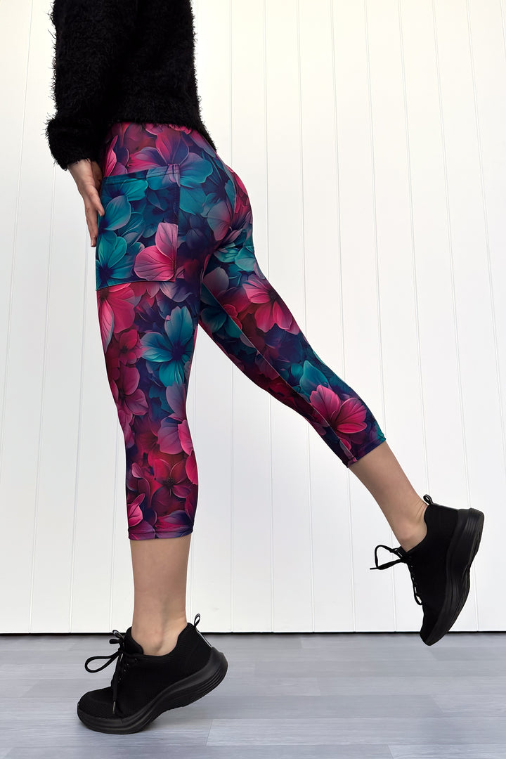 Bloom Lust - Casual - Capri Leggings - Pockets