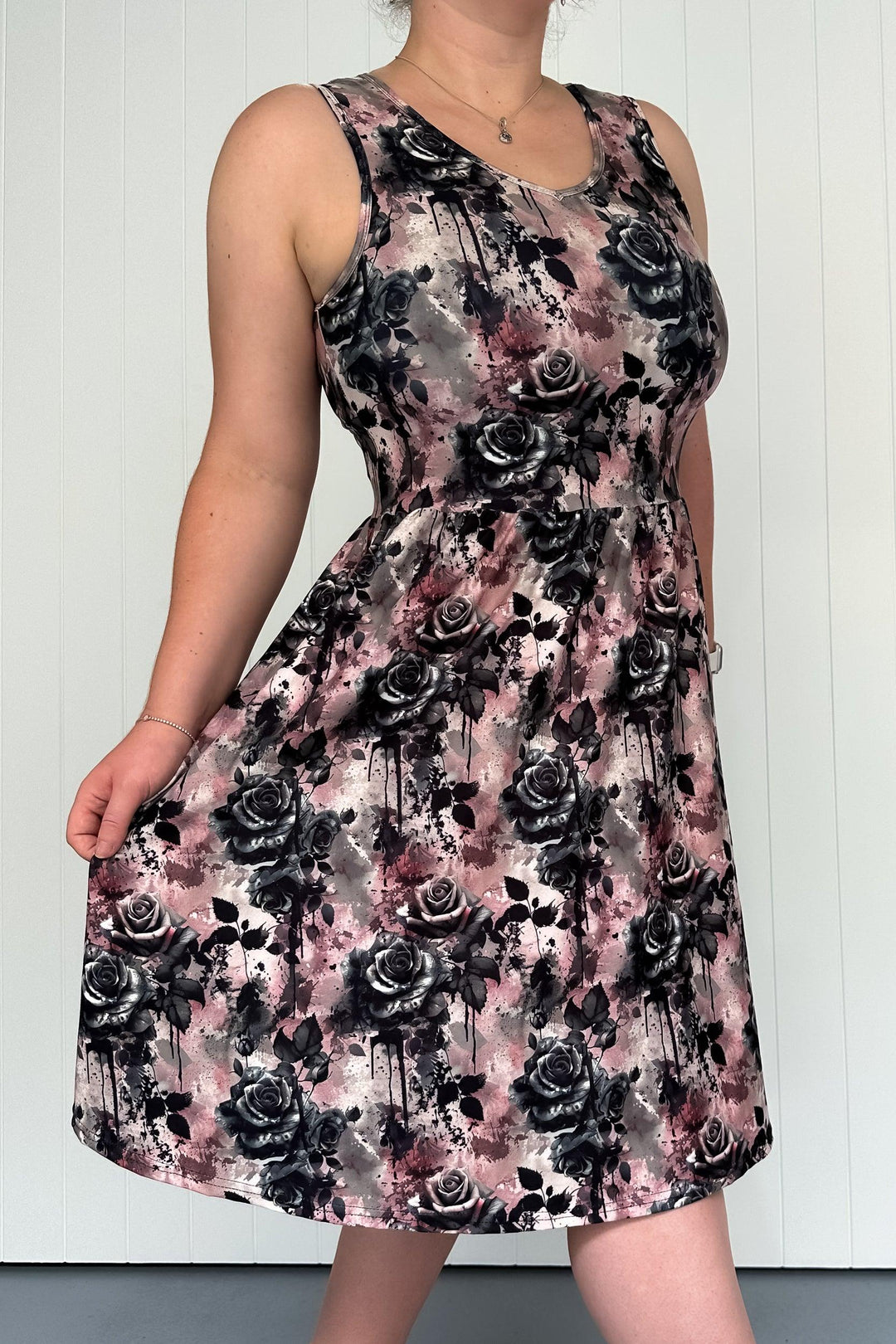 Grunge N Roses - Sleeveless Knee Length Dress - Side Pockets