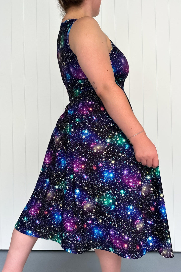 Galaxies Far Away - Sleeveless Midi Dress - Pockets