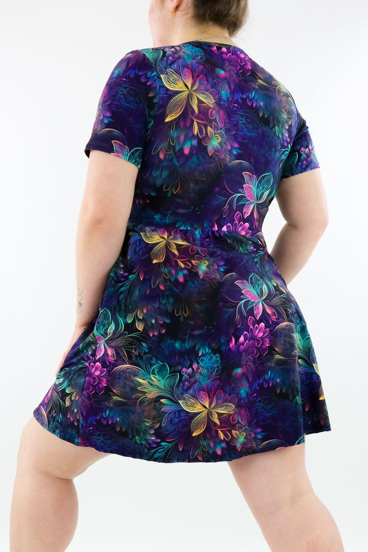 Spectral Garden - Mini Dress - Short Sleeve - Pockets