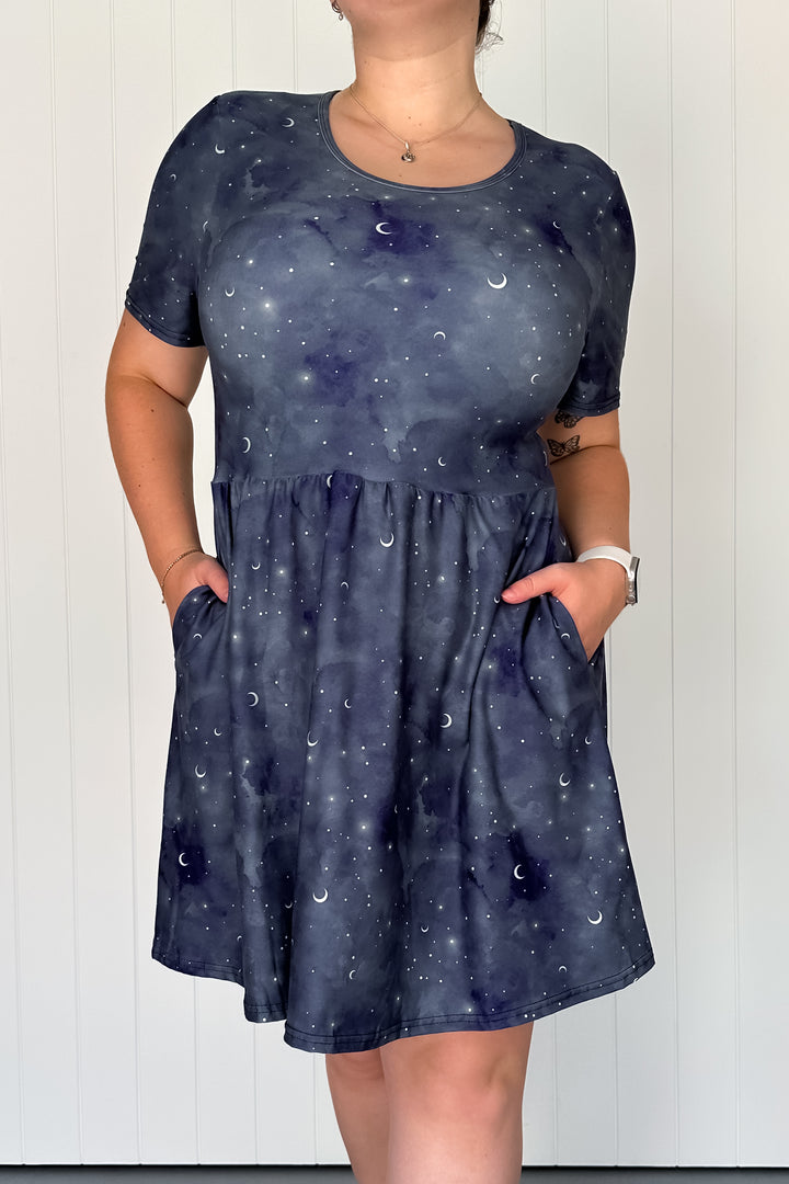 Midnight Dreams - Mini Dress - Short Sleeve - Pockets