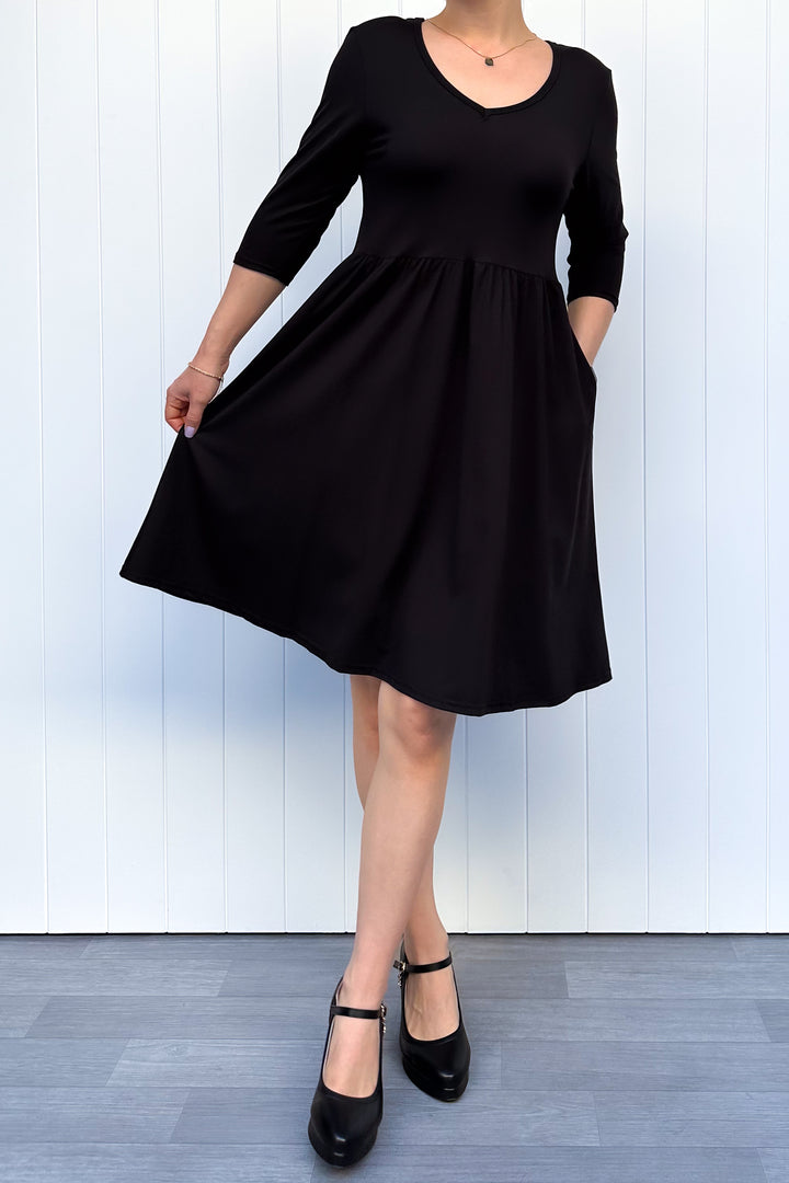 Black - 3/4 Sleeve Skater Dress - Knee Length - Pockets