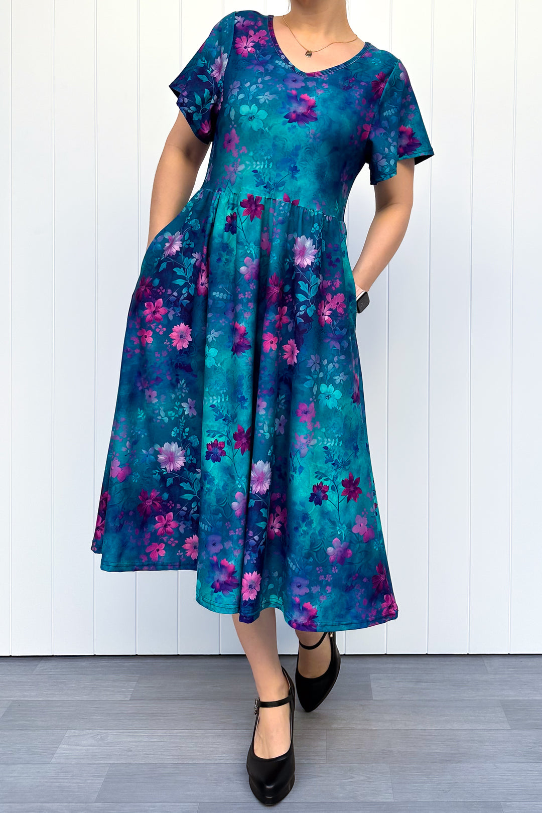 Ethereal Bloom - Midi Dress - Flutter Sleeve - Pockets
