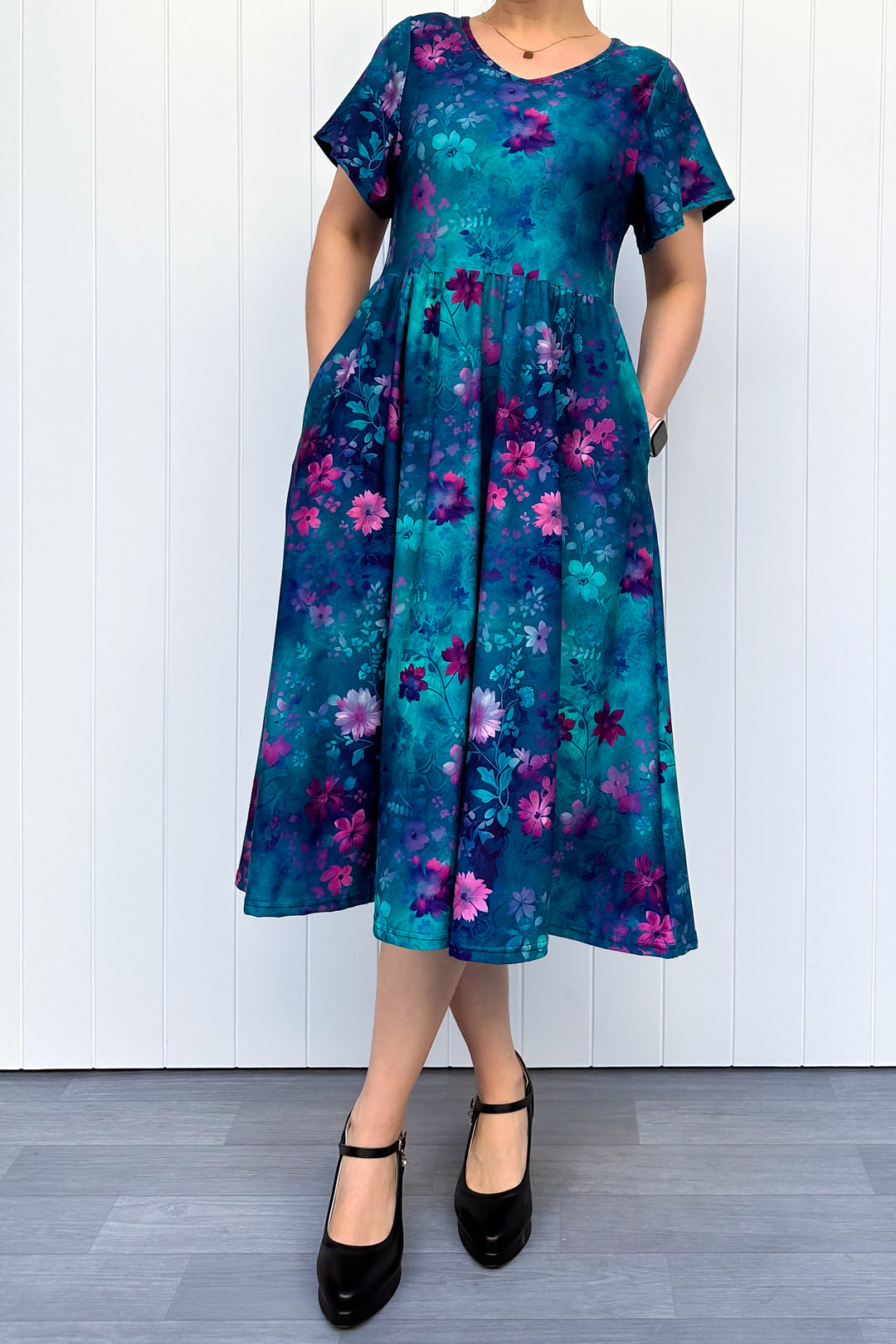Ethereal Bloom - Midi Dress - Flutter Sleeve - Pockets