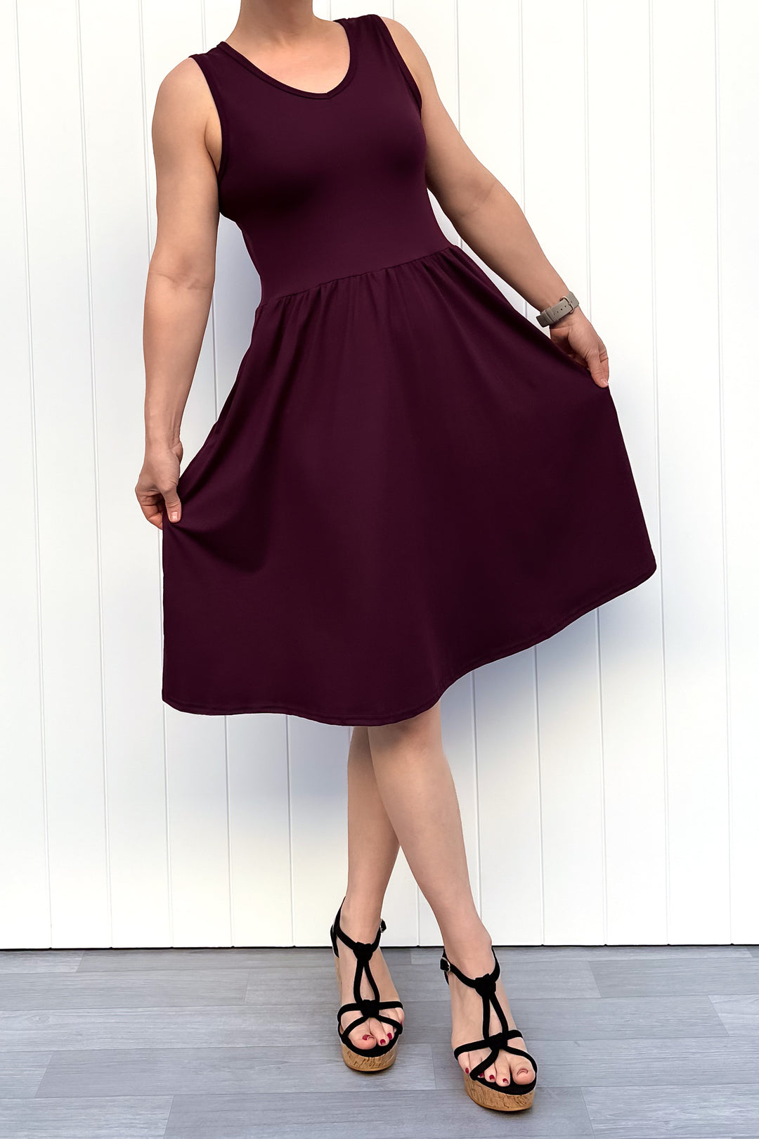 Plum - Sleeveless Knee Length Dress - Side Pockets