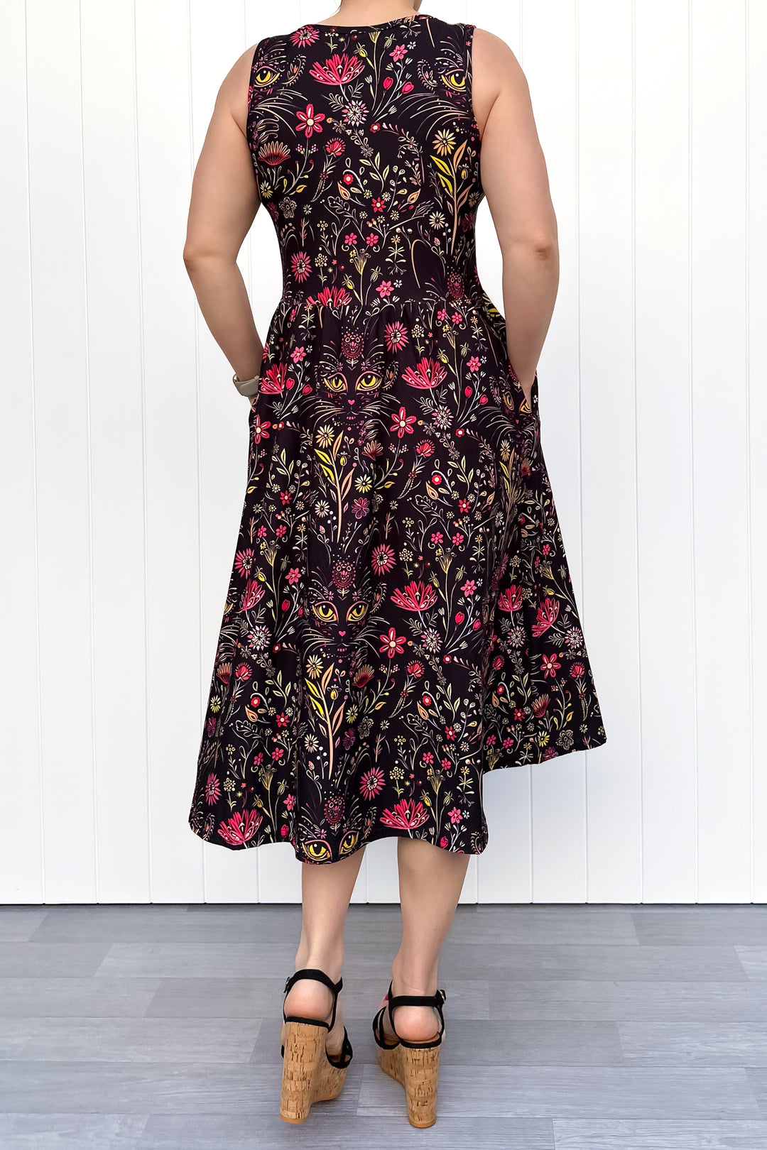 Whiskers & Wildflowers - Sleeveless Midi Dress - Pockets