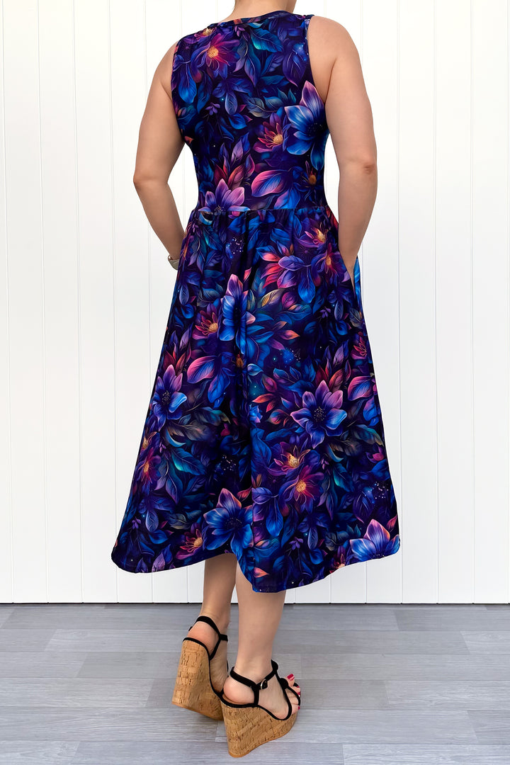 Obsidian Petal - Sleeveless Midi Dress - Pockets
