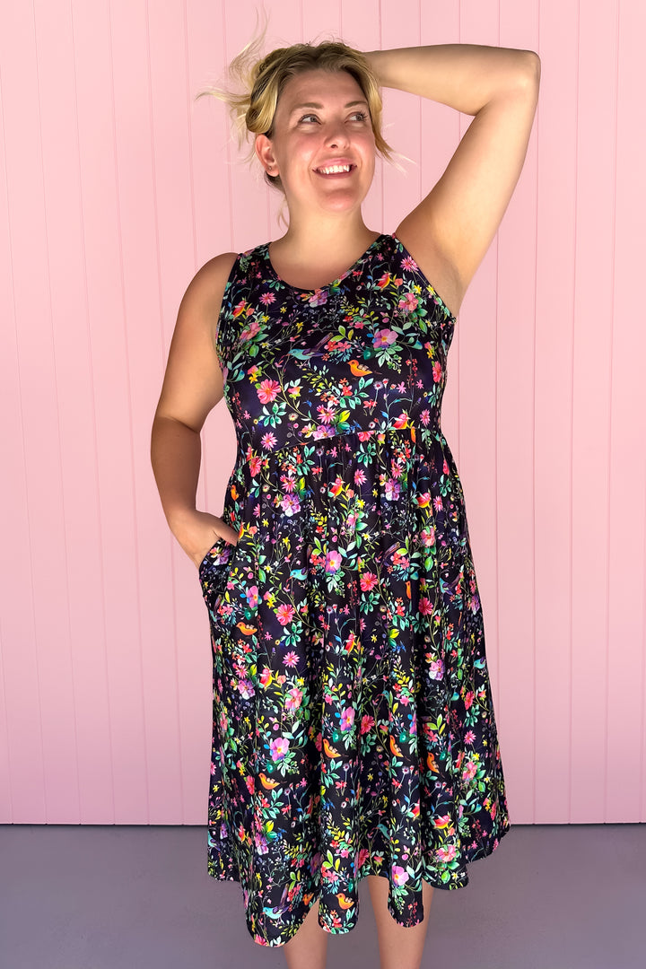 Birds and Blooms - Sleeveless Midi Dress - Pockets