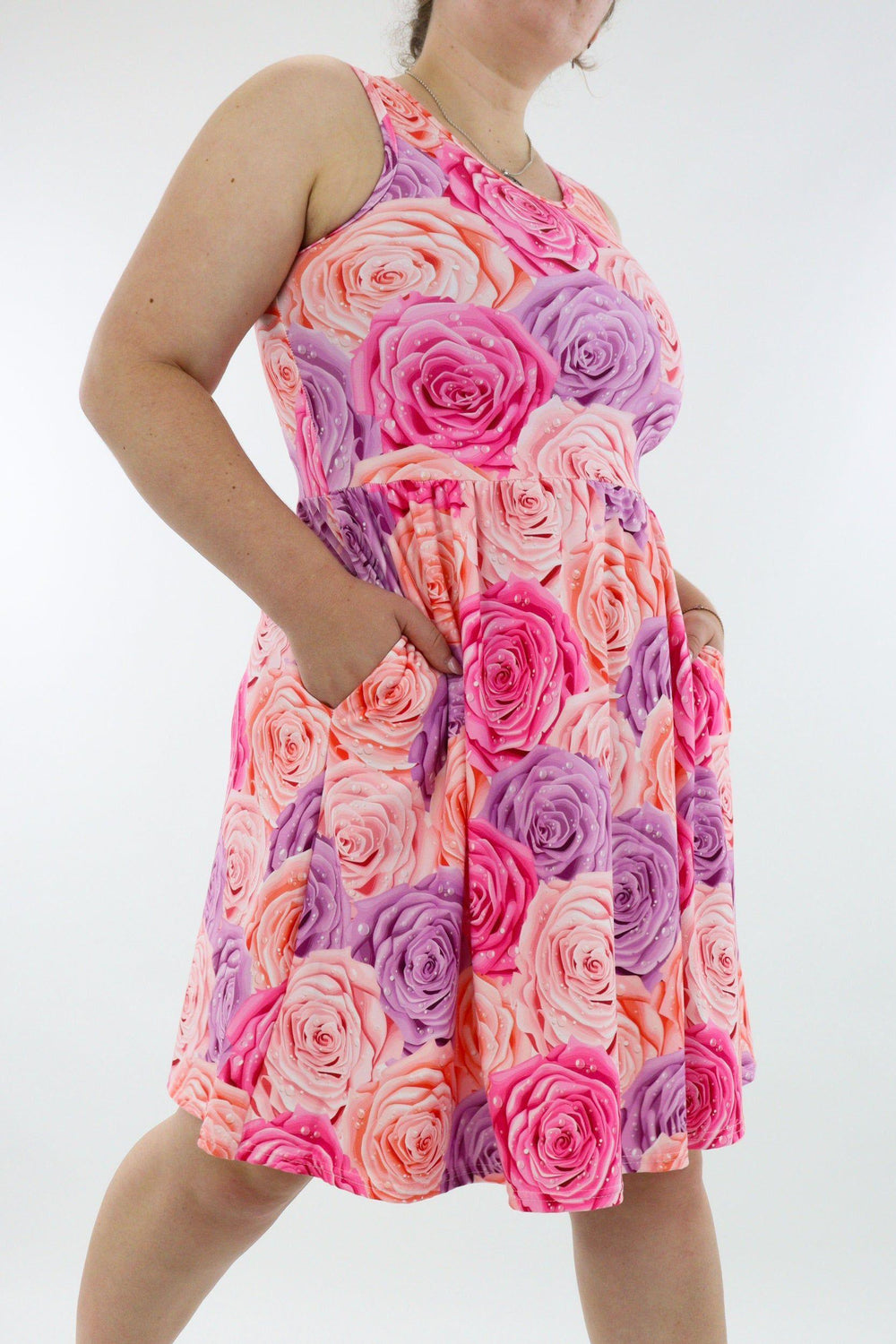 Rose - Sleeveless Skater Dress - Knee Length - Side Pockets - Pawlie