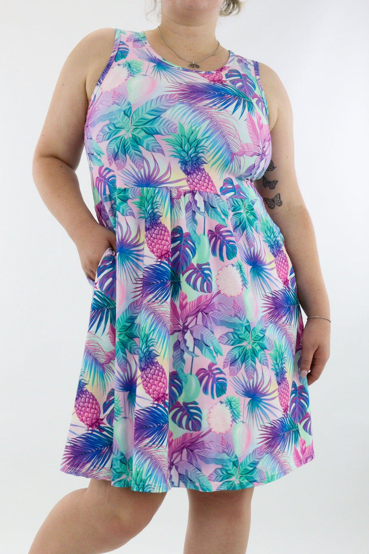 Summer Dreams - Sleeveless Skater Dress - Knee Length - Side Pockets - Pawlie