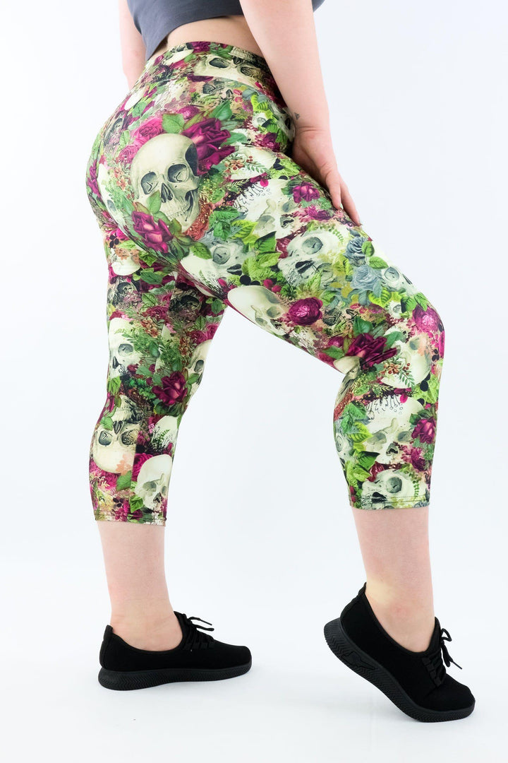 Skull Garden - Casual - Capri Leggings Casual Capri Leggings Pawlie   