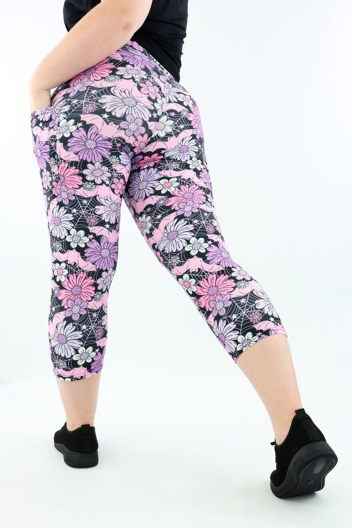 Pretty Scary - Casual - Capri Leggings - Pockets Casual Capri Leggings - Pockets Pawlie   