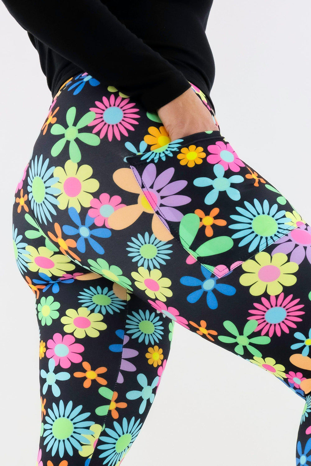 Flower Power - Casual - Capri Leggings - Pockets Casual Capri Leggings - Pockets Pawlie   