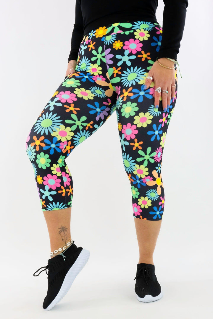 Flower Power - Casual - Capri Leggings - Pockets Casual Capri Leggings - Pockets Pawlie   
