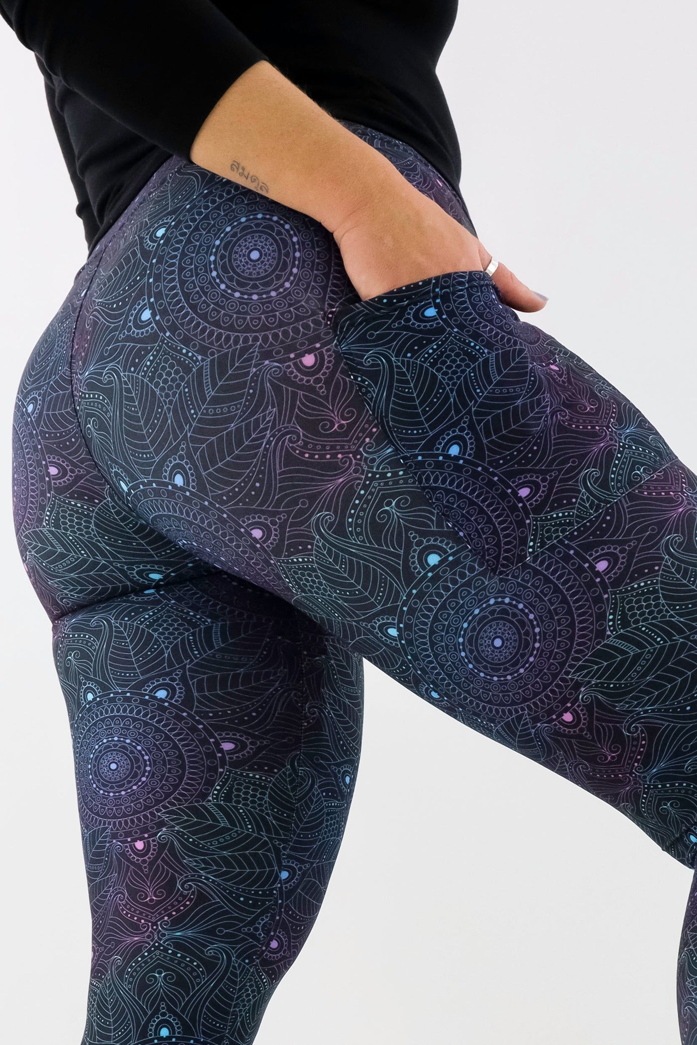 Holographic Mandala - Casual - Regular Full Leggings - Pockets Casual Full Leggings - Pockets Pawlie   