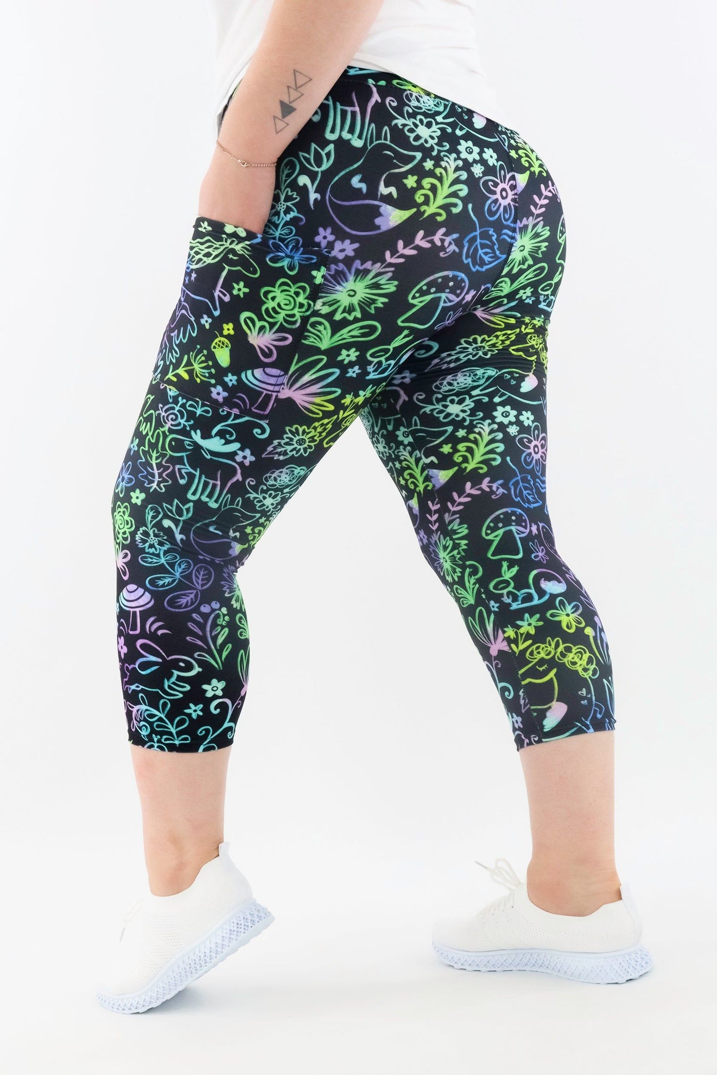 Unicorn Forest - Casual - Capri Leggings - Pockets Casual Capri Leggings - Pockets Pawlie   