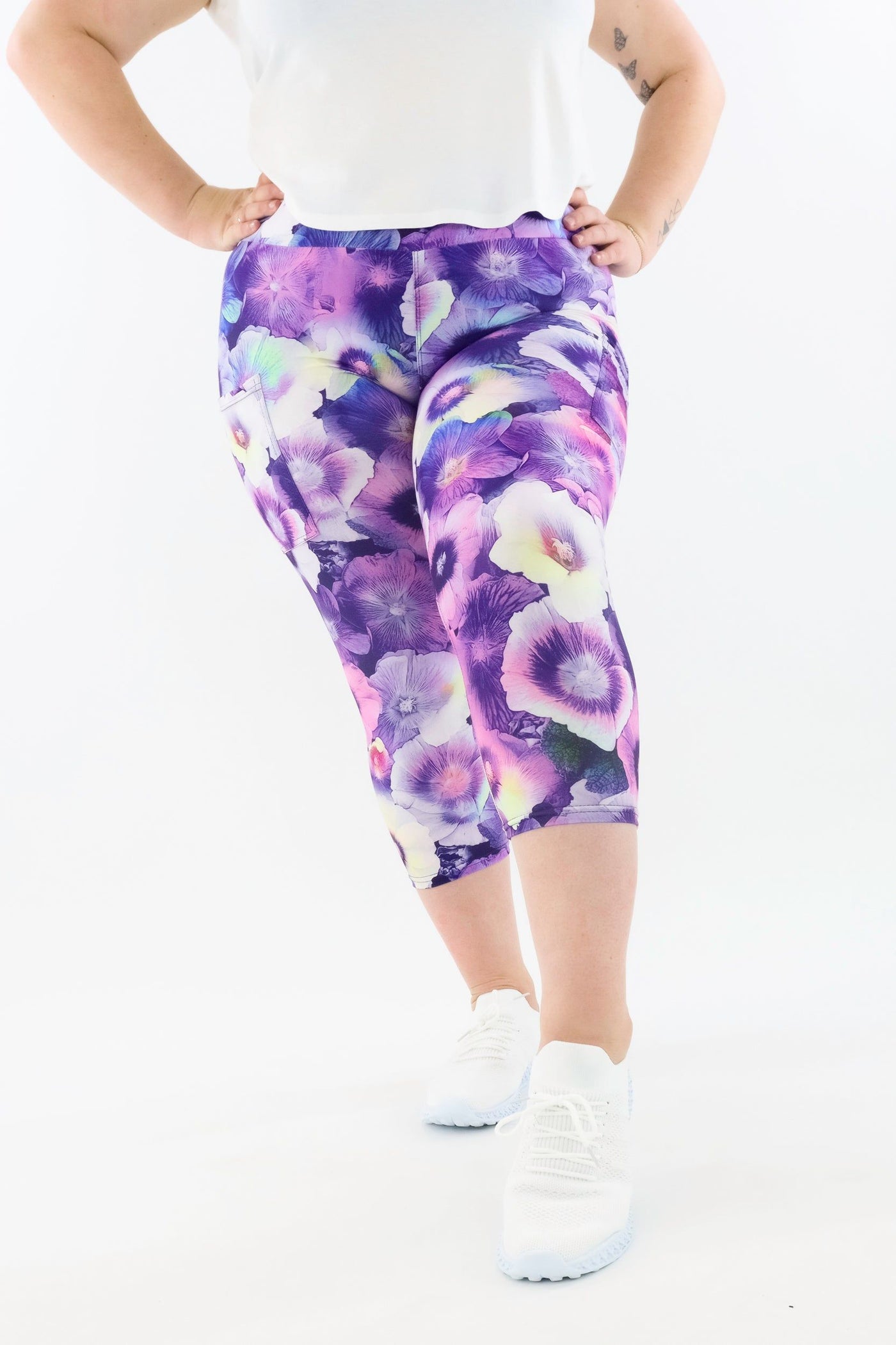 Floricultural - Casual - Capri Leggings - Pockets Casual Capri Leggings - Pockets Pawlie   