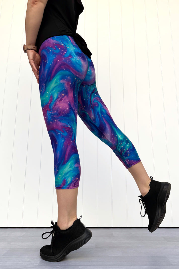Aurora Sky - Casual - Capri Leggings