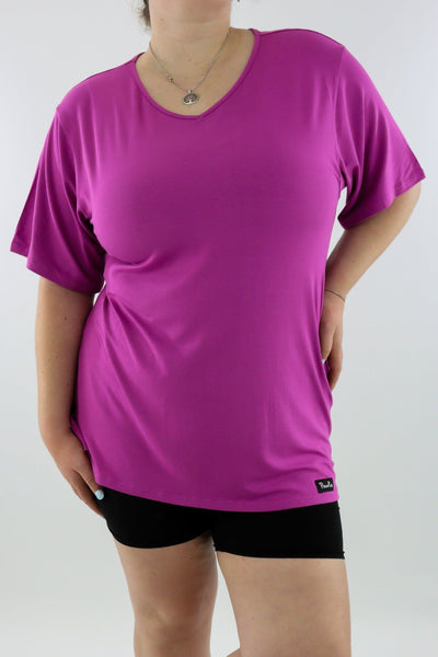 Magenta - T-shirt - V-neck - Long - Wide Sleeve -