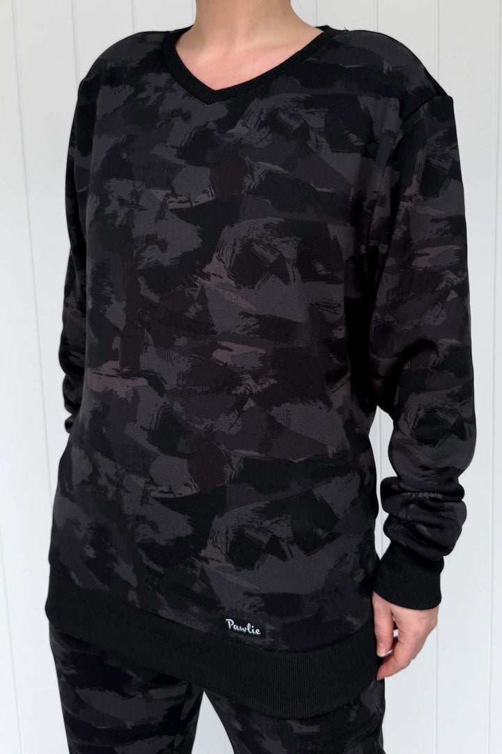 Darkling - Fleece Jumper - V-neck (Imperfect)