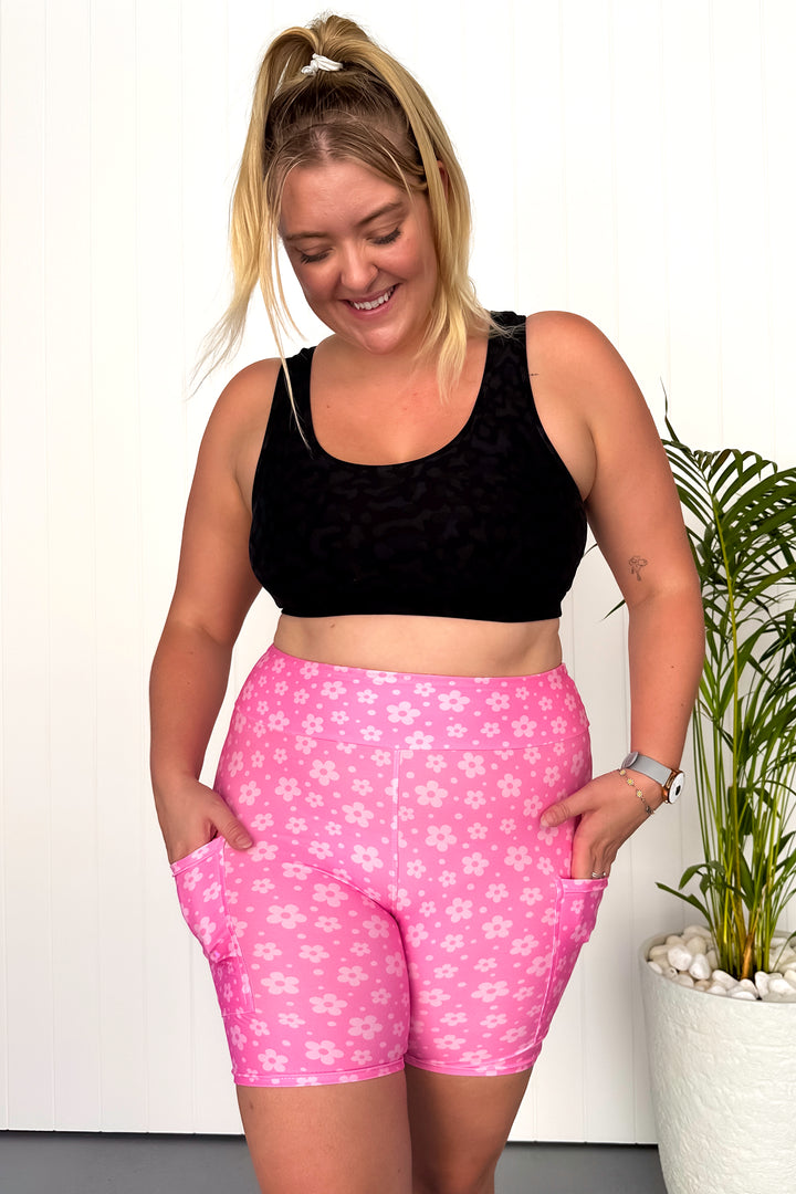 Pink Daisy Confetti - Casual - Mid Shorts - Pockets