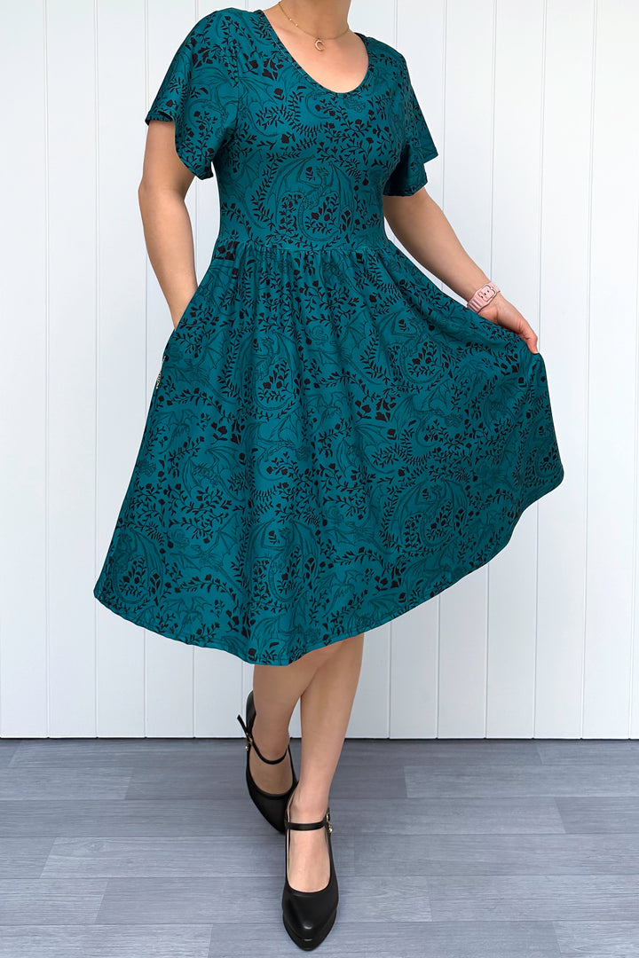 Dragon Oasis - Knee Length Dress - Flutter Sleeve - Pockets