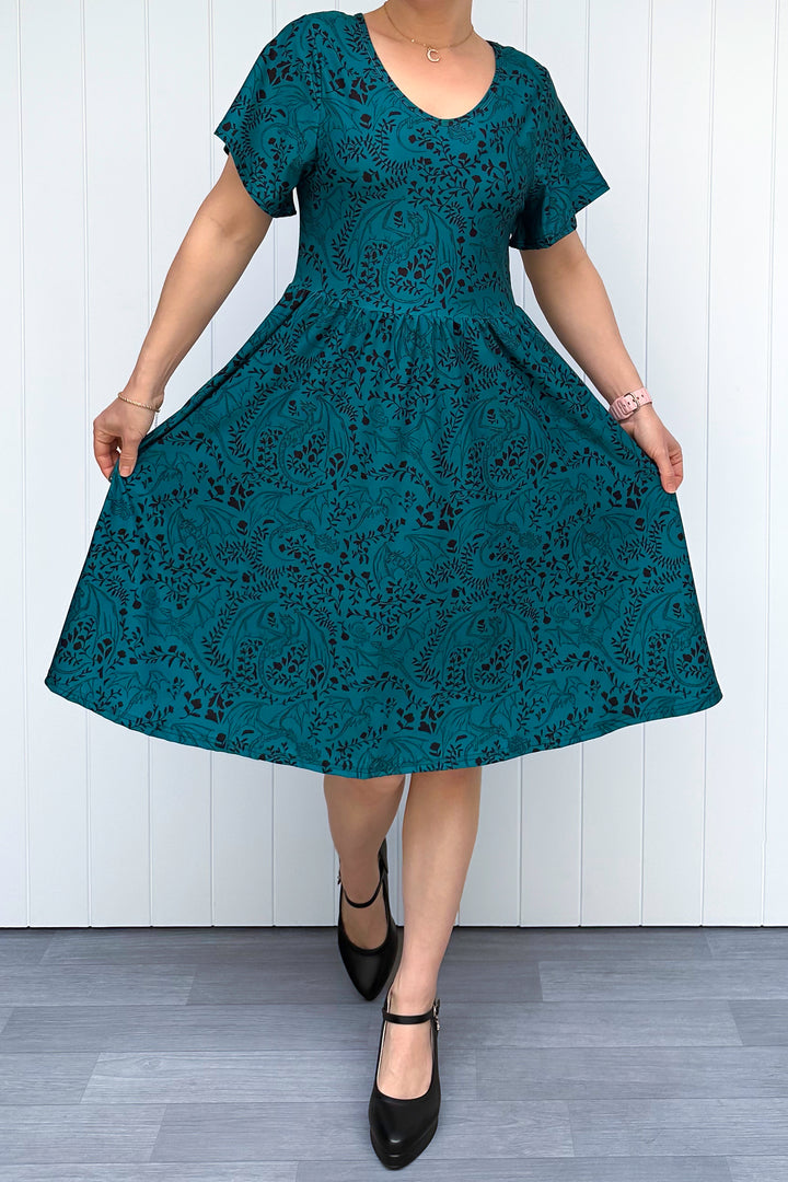 Dragon Oasis - Knee Length Dress - Flutter Sleeve - Pockets