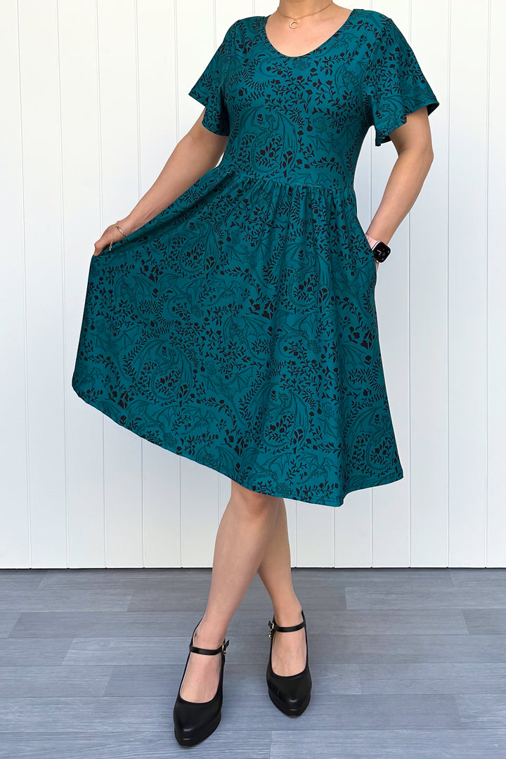 Dragon Oasis - Knee Length Dress - Flutter Sleeve - Pockets