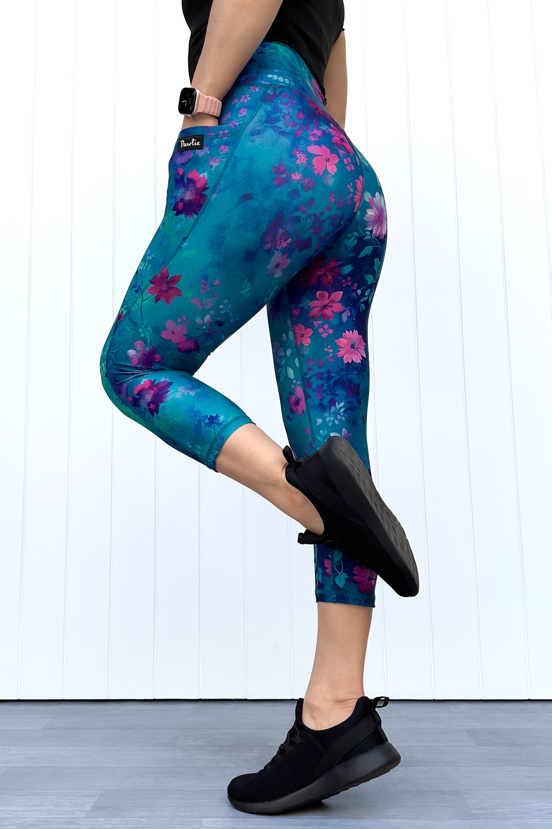 Ethereal Bloom - Hybrid 2.0 - Leg Pockets - Capri Leggings