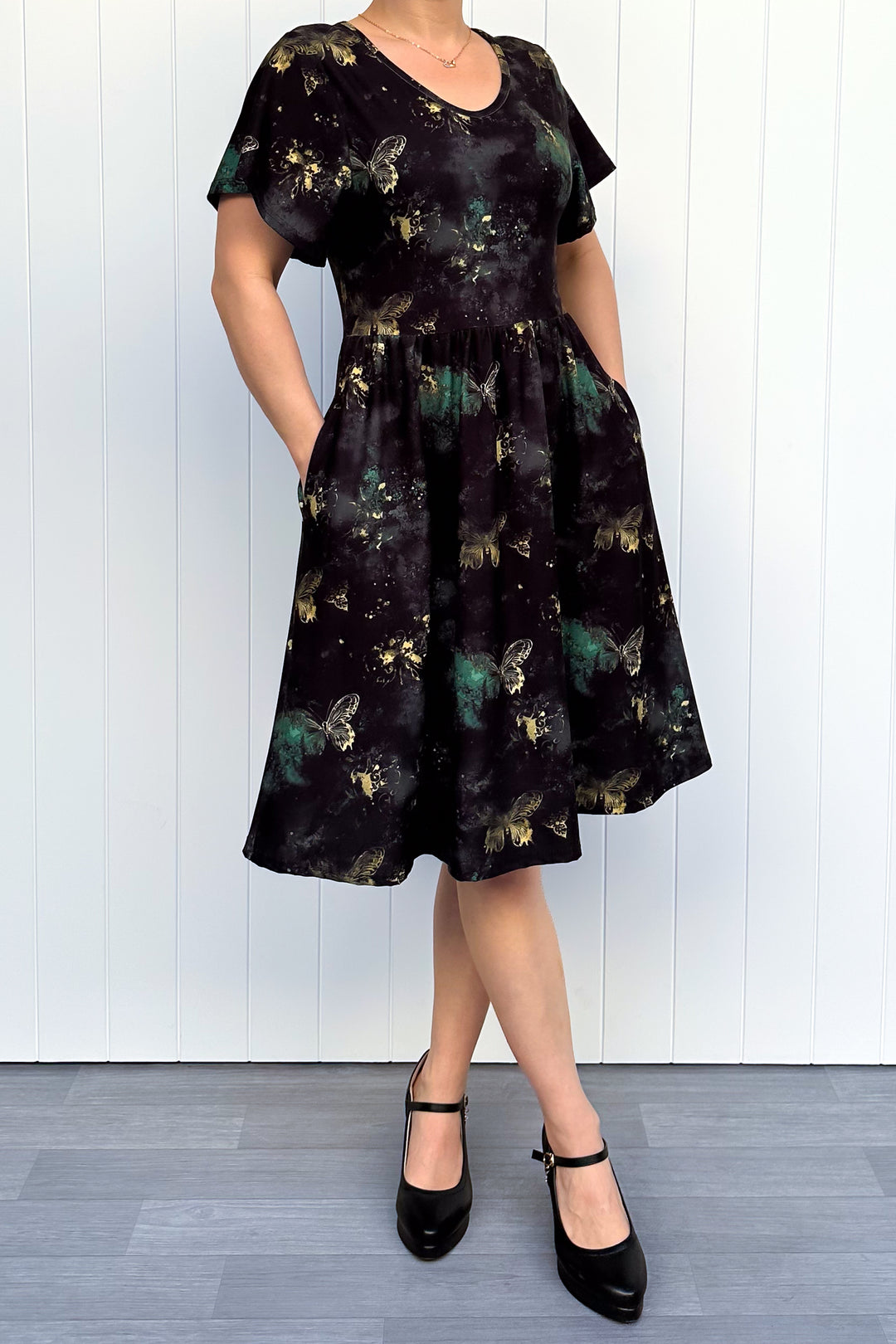 Vintage Emerald Butterfly - Knee Length Dress - Flutter Sleeve - Pockets