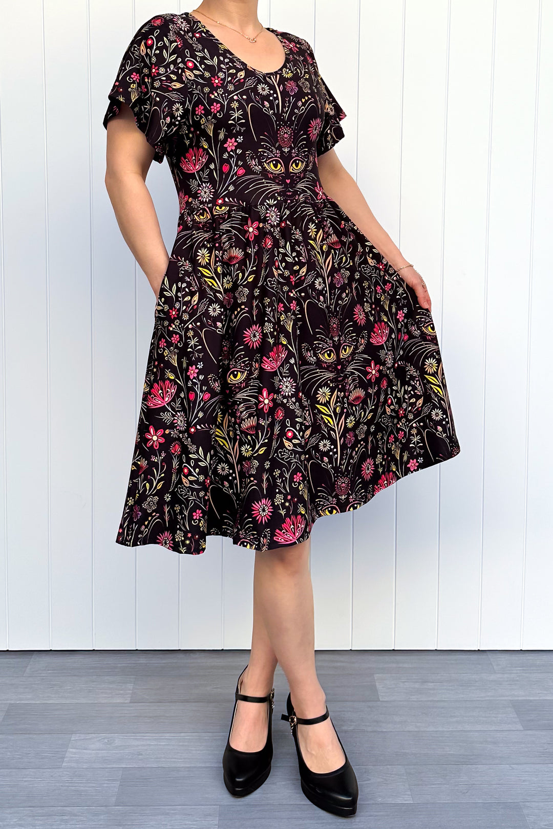 Whiskers and Wildflowers - Knee Length Dress - Flutter Sleeve - Pockets
