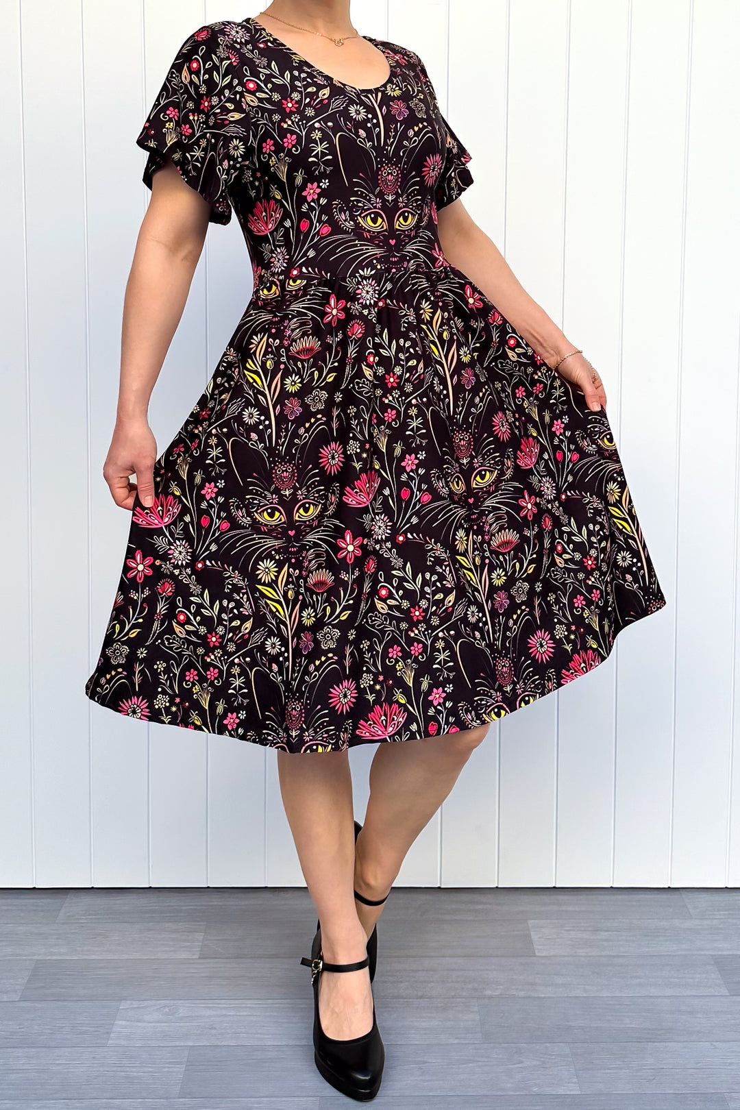 Whiskers and Wildflowers - Knee Length Dress - Flutter Sleeve - Pockets