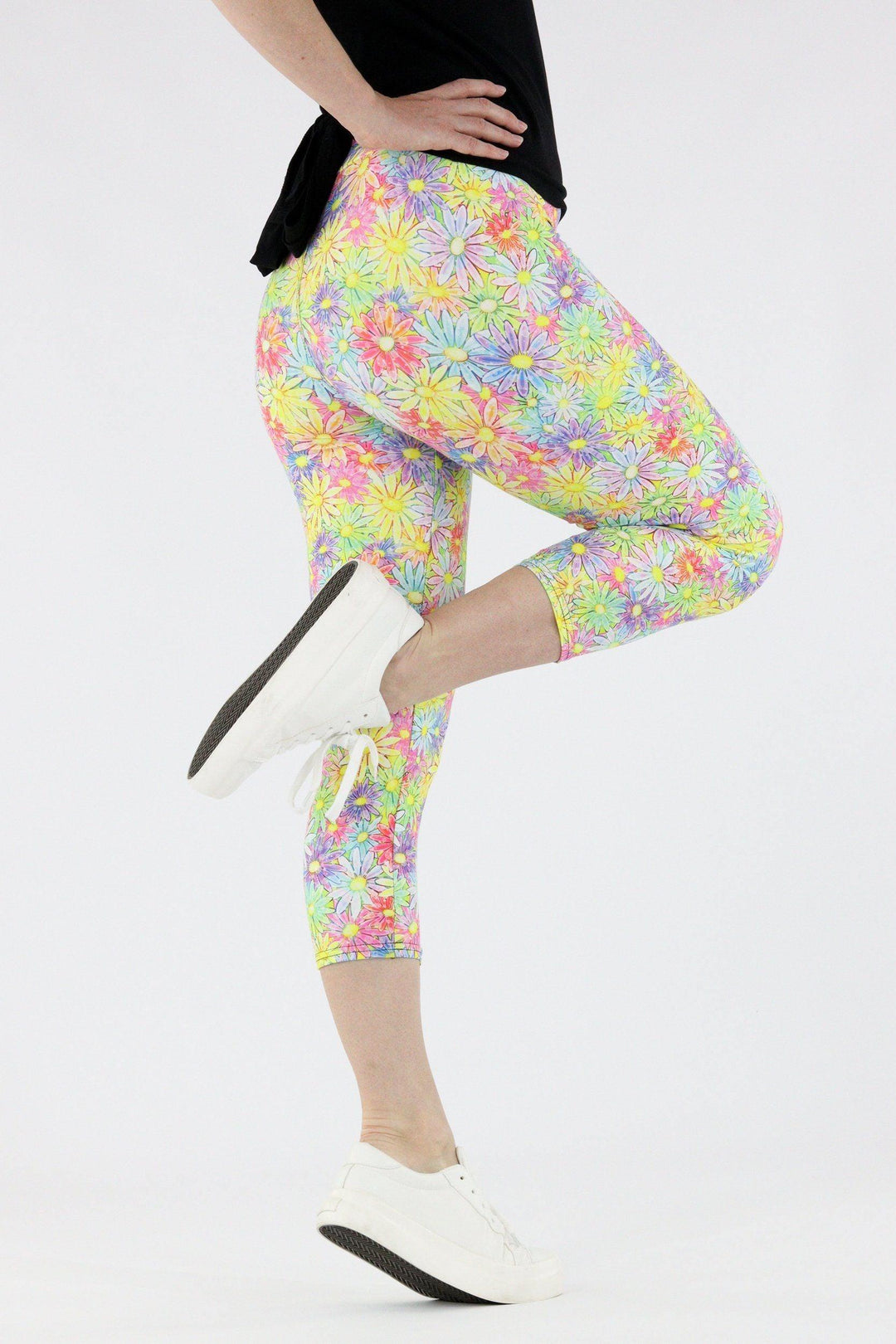Daisy Spring - Casual Capri Leggings Casual Capri Leggings Pawlie   