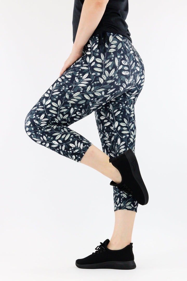 Leaf Trail - Casual Capri Leggings Casual Capri Leggings Pawlie   