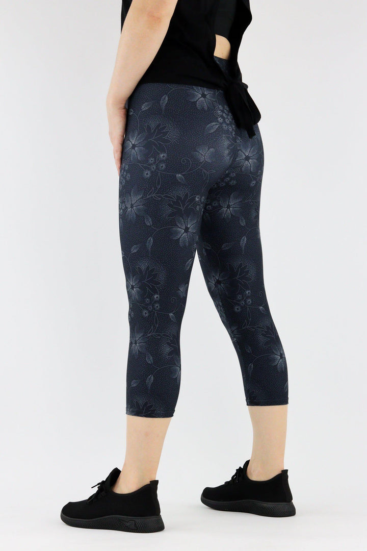 Dotted Flowers - Casual - Capri Leggings Casual Capri Leggings Pawlie   