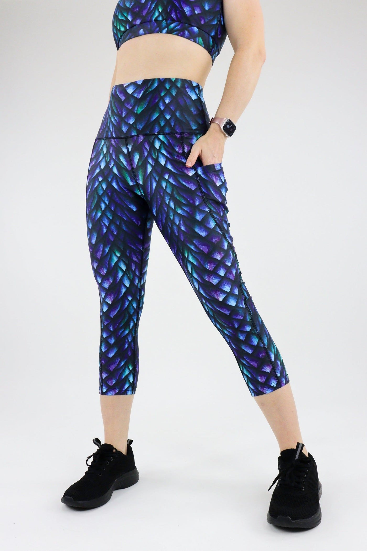 Dragon keeper - Dynamic Active - Pocket Capri Leggings Active Leggings Pawlie   