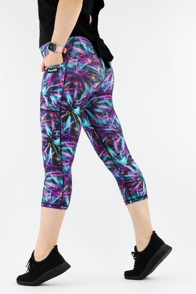 Firework Sky - Hybrid 1.0 - Leg Pockets - Capri Leggings Hybrid Capri Leggings Pawlie   