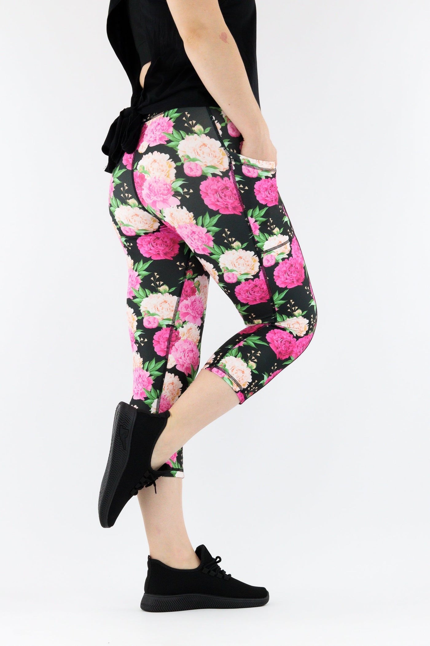 Pretty Peonies - Hybrid 1.0 - Leg Pockets - Capri Leggings Hybrid Capri Leggings Pawlie   