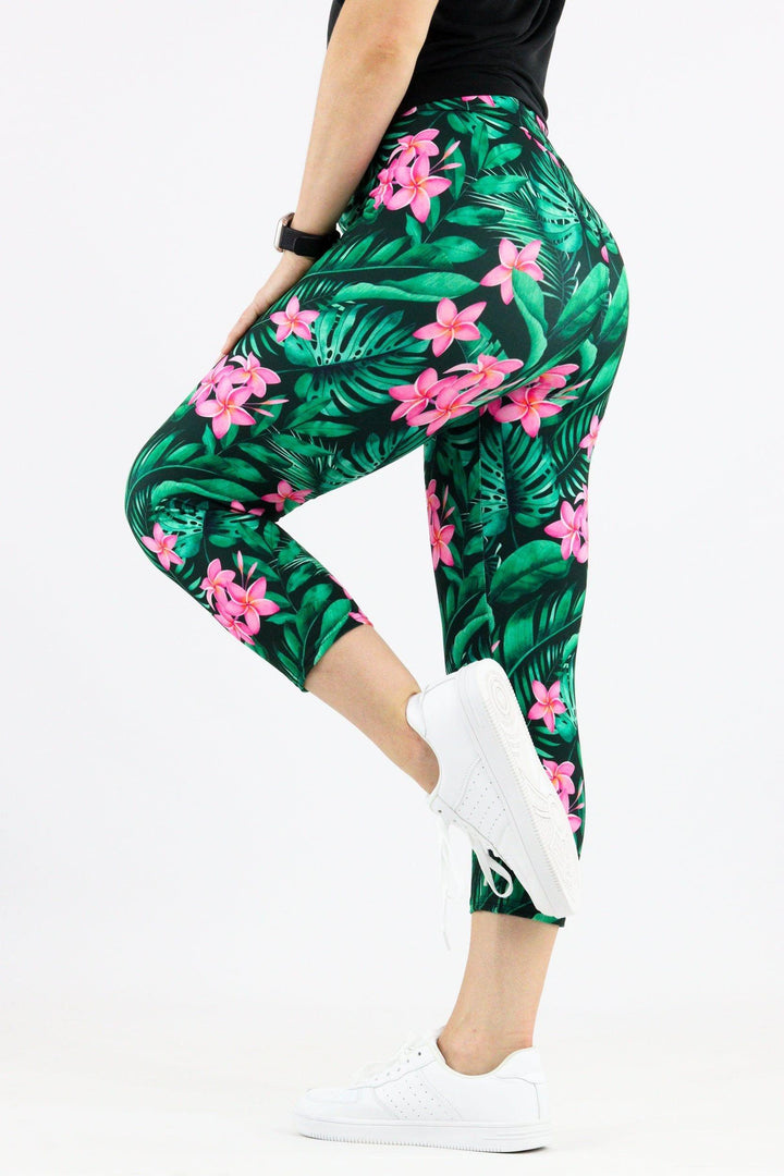 Tropical Oasis - Casual Capri Leggings Casual Capri Leggings Pawlie   