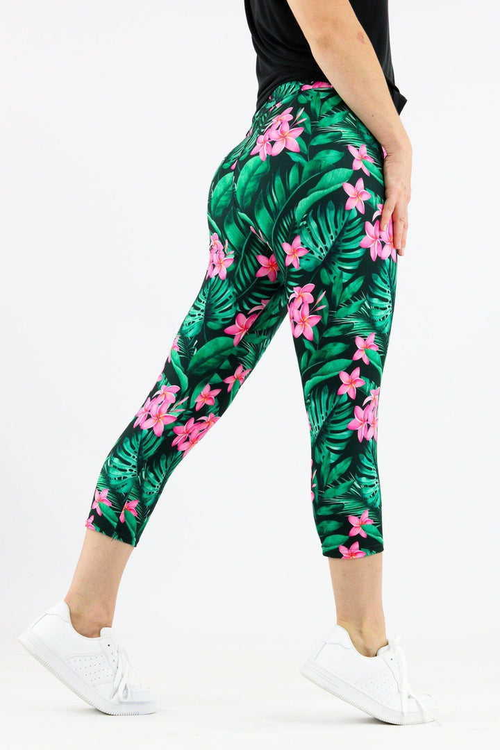 Tropical Oasis - Casual Capri Leggings Casual Capri Leggings Pawlie   