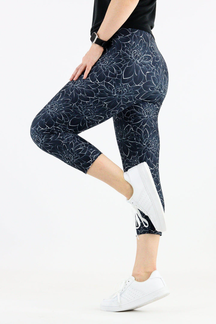 Monochrome Delilah - Casual Capri Leggings Casual Capri Leggings Pawlie   