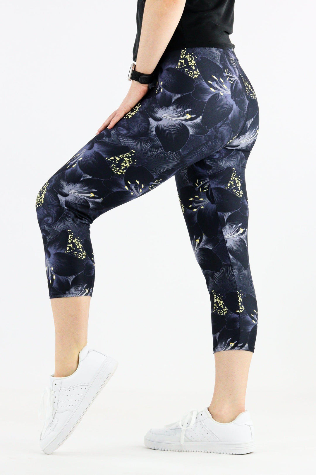 Dark Flowers - Casual Capri Leggings Casual Capri Leggings Pawlie   