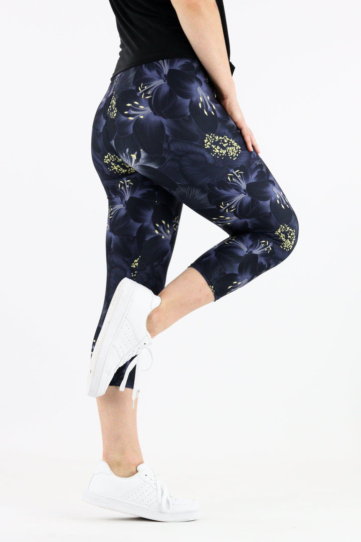 Dark Flowers - Casual Capri Leggings Casual Capri Leggings Pawlie   