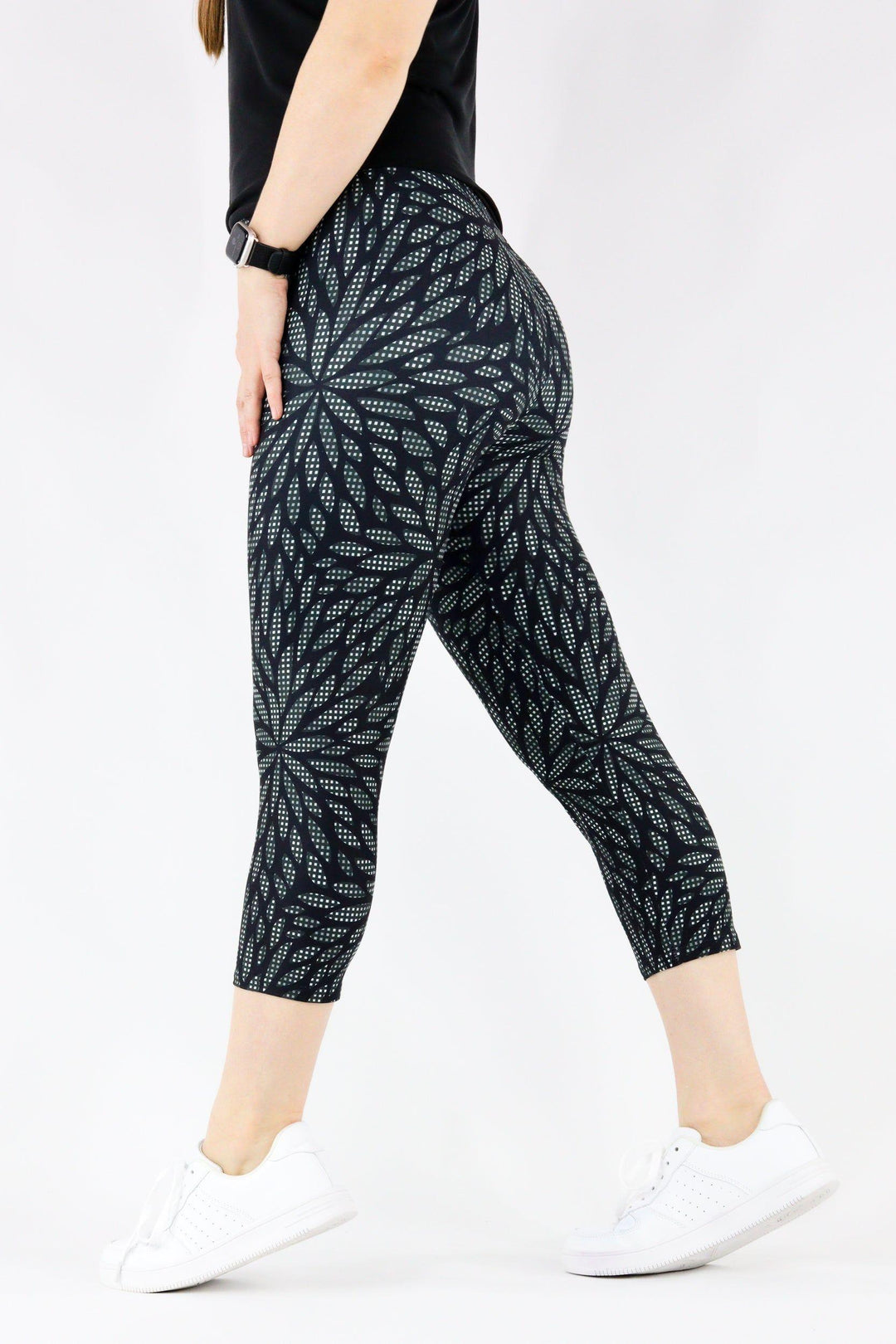 Glitzy Delilah - Casual Capri Leggings Casual Capri Leggings Pawlie   