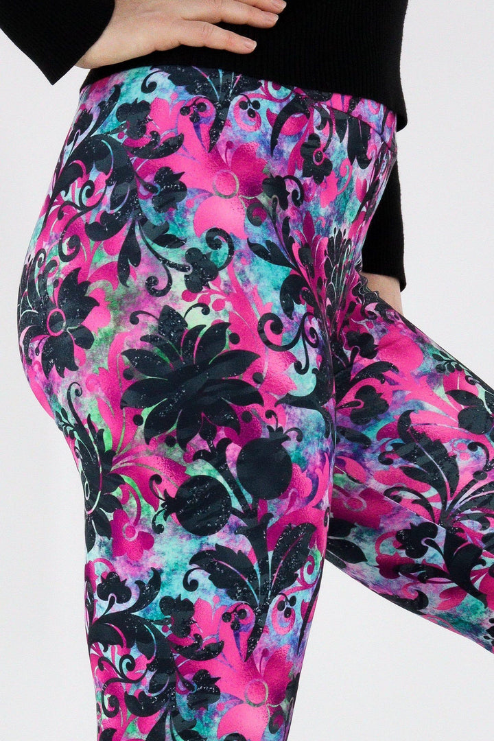 Glisten Floral - Casual Capri Leggings Casual Capri Leggings Pawlie   