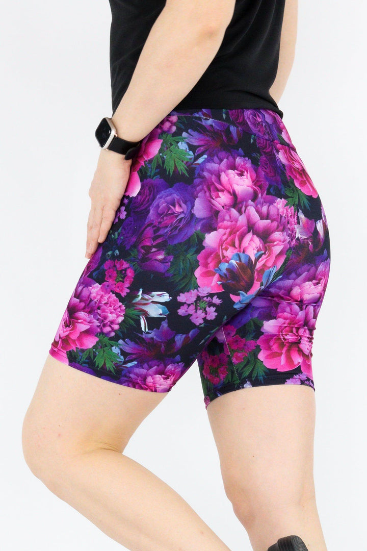Serenity Flora - Casual Mid Shorts Casual Shorts Pawlie   