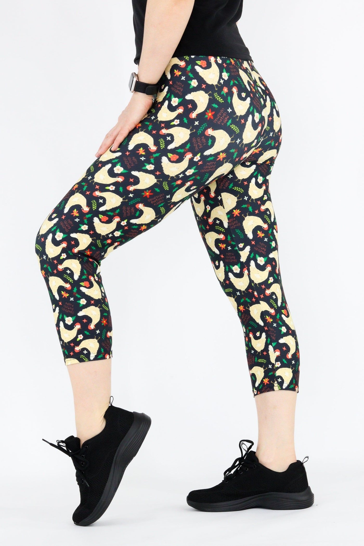 Merry Clucking Christmas - Casual Capri Leggings Casual Capri Leggings Pawlie   