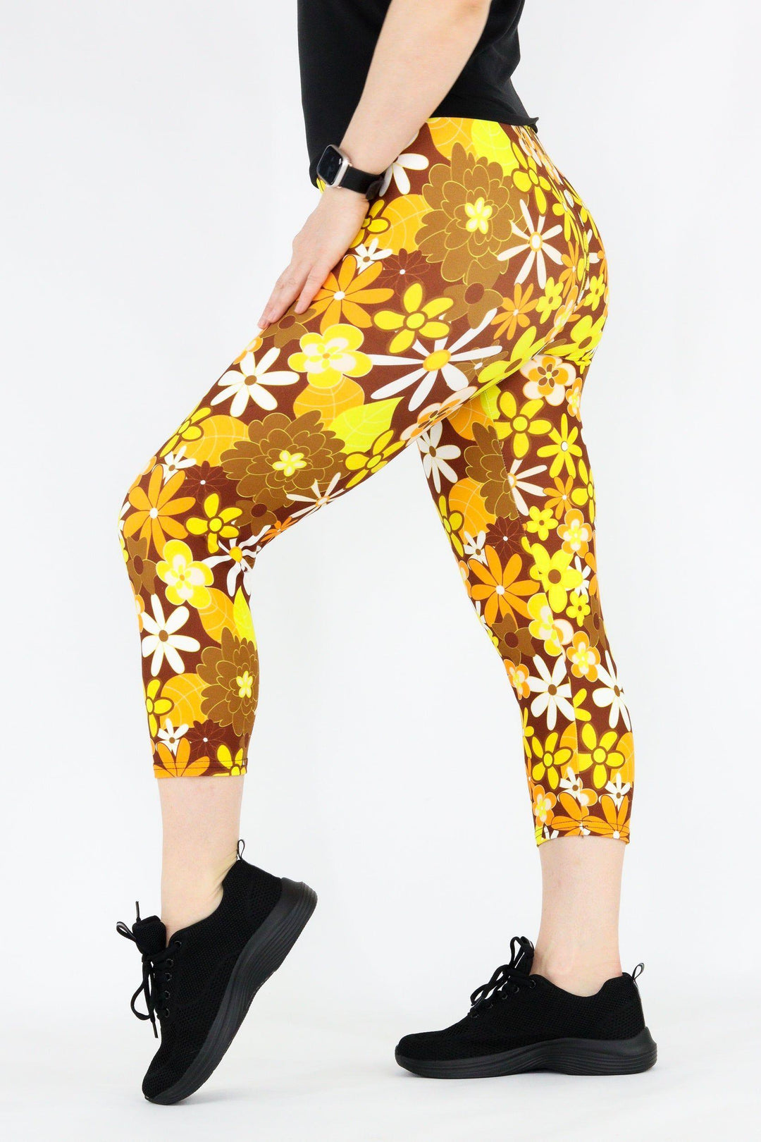 70s Flower - Casual Capri Leggings Casual Capri Leggings Pawlie   