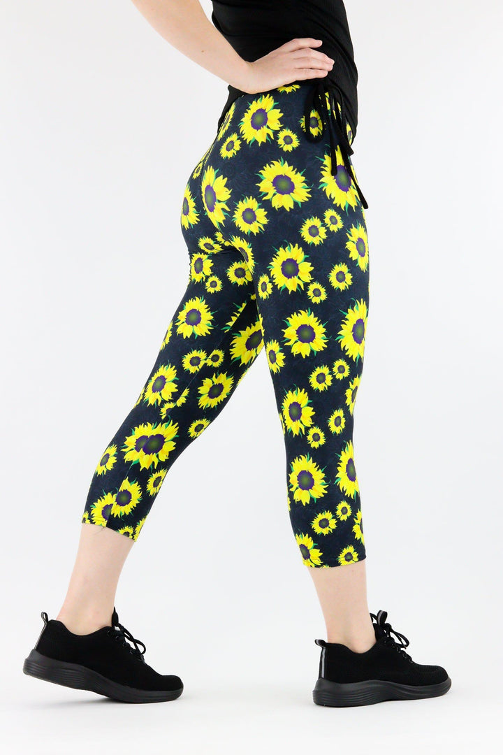 Watercolour Sunflower - Casual Capri Leggings Casual Capri Leggings Pawlie   